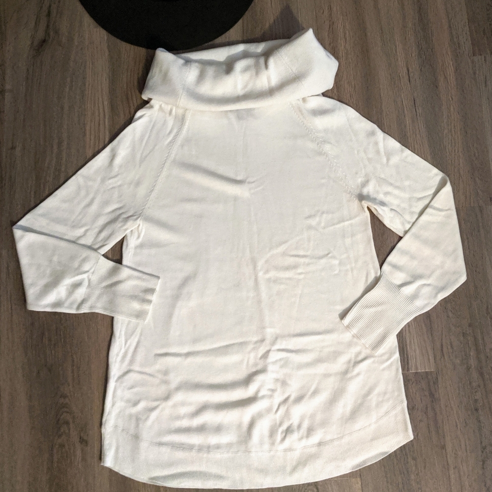 Tommy Hilfiger Ivory Cowl Neck Sweater Medium